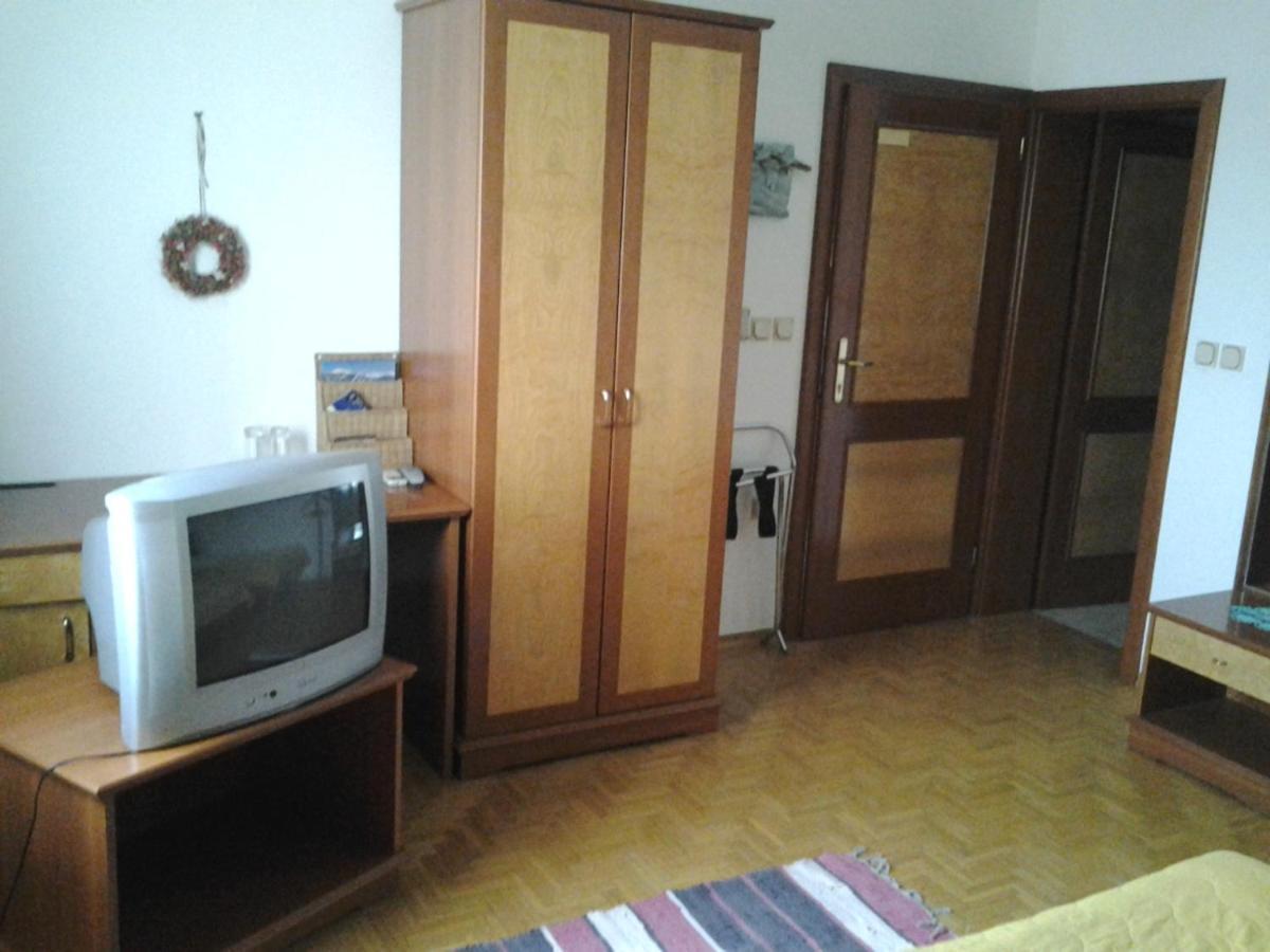 קראנז' Guest House Arvaj חדר תמונה